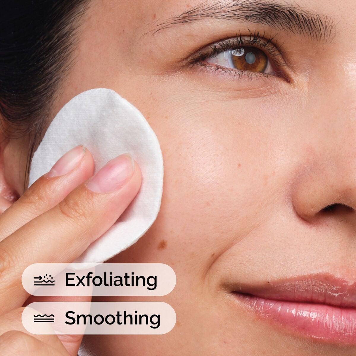 glycolic-acid-7-exfoliating-toner-s4 ord-glycolic-acid-exfoliating-toner-model-application-with-benefits.jpg