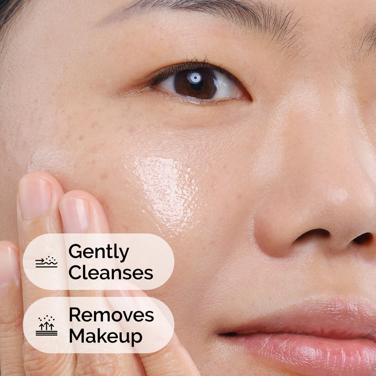 squalane-cleanser-d2 ord-squalane-cleanser-model-application-with-benefits.jpg